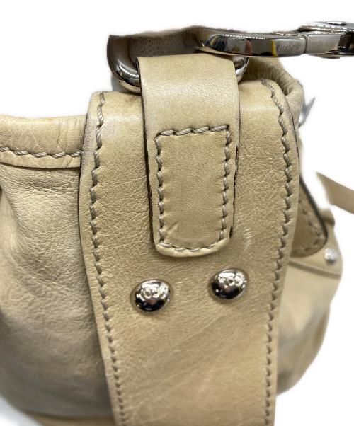 TOD'S（トッズ）TOD'S (トッズ) 2WAYショルダーバッグ ベージュの古着・服飾アイテム