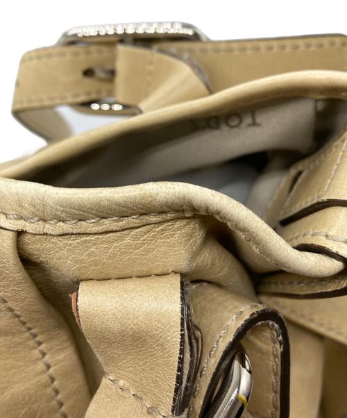 TOD'S（トッズ）TOD'S (トッズ) 2WAYショルダーバッグ ベージュの古着・服飾アイテム