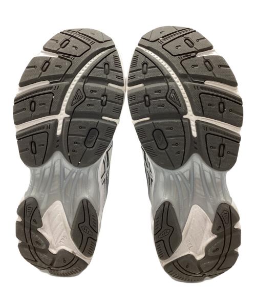 asics（アシックス）asics (アシックス) ローカットスニーカー ホワイト サイズ:SIZE 25cmの古着・服飾アイテム