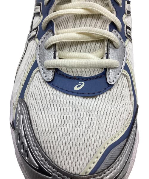 asics（アシックス）asics (アシックス) ローカットスニーカー ホワイト サイズ:SIZE 25cmの古着・服飾アイテム