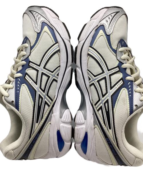 asics（アシックス）asics (アシックス) ローカットスニーカー ホワイト サイズ:SIZE 25cmの古着・服飾アイテム