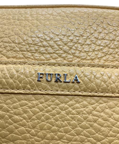 FURLA（フルラ）FURLA (フルラ) アヴリル カメラバッグ イエローの古着・服飾アイテム