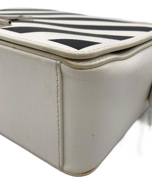 OFFWHITE（オフホワイト）OFFWHITE (オフホワイト) クリップショルダーバッグ ホワイト×ブラックの古着・服飾アイテム