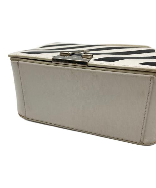 OFFWHITE（オフホワイト）OFFWHITE (オフホワイト) クリップショルダーバッグ ホワイト×ブラックの古着・服飾アイテム