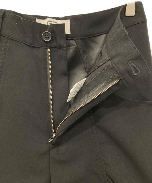 GOAT ESSENCE（ゴートエッセンス）GOAT ESSENCE (ゴートエッセンス) TUCK SIDE POCKET PANTS ブラック サイズ:1の古着・服飾アイテム