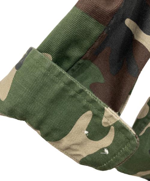 SUPREME（シュプリーム）SUPREME (シュプリーム) ウッドランドカモデニムシャツ カーキ サイズ:Mの古着・服飾アイテム