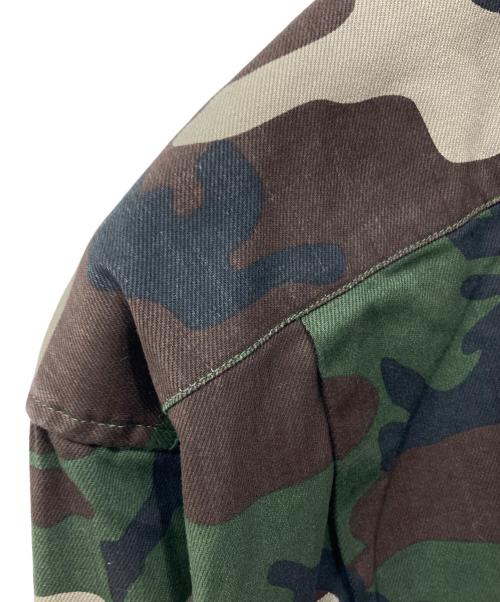 SUPREME（シュプリーム）SUPREME (シュプリーム) ウッドランドカモデニムシャツ カーキ サイズ:Mの古着・服飾アイテム