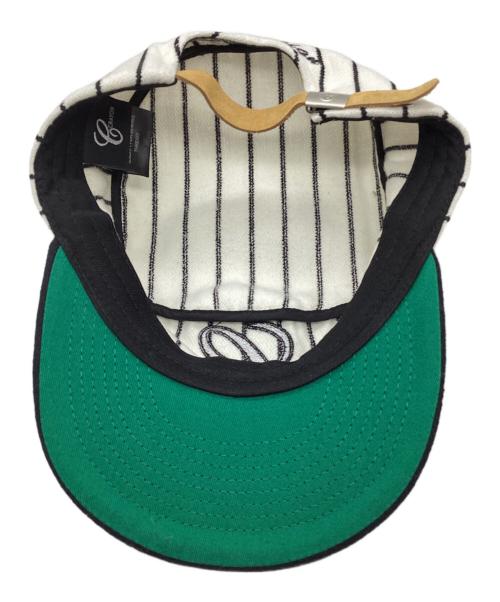 6cRAyon（シックスクレヨン）6CRAYON (シックスクレヨン) ピルボックスキャップ ホワイトの古着・服飾アイテム