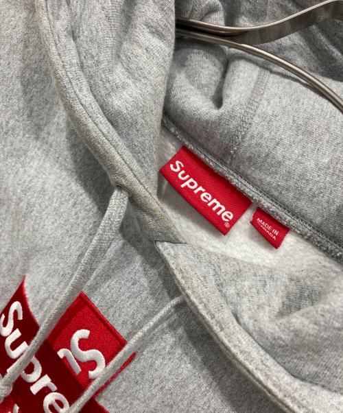 SUPREME（シュプリーム）Supreme (シュプリーム) クロス ボックスロゴ フーデッド スウェット シャツ グレー サイズ:Sの古着・服飾アイテム