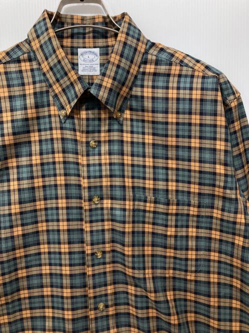 BROOKS BROTHERS（ブルックスブラザーズ）BROOKS BROTHERS (ブルックスブラザーズ) ボタンダウンシャツ ベージュ×グリーン サイズ:Lの古着・服飾アイテム
