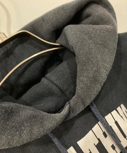 A BATHING APE（ア ベイシング エイプ）A BATHING APE (ア ベイシング エイプ) Champion (チャンピオン) リバースウィーブパーカー ネイビー サイズ:Lの古着・服飾アイテム