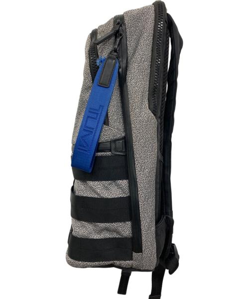 TUMI（トゥミ）TUMI (トゥミ) TAHOE クレストヴュー バックパック グレーの古着・服飾アイテム