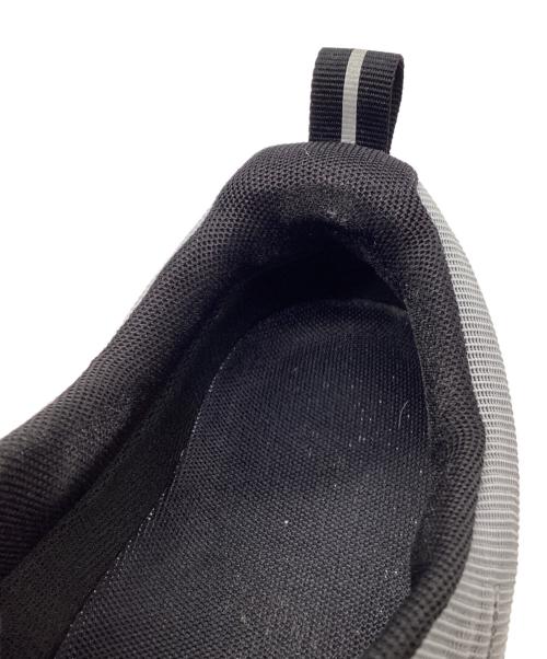 on（オン）On (オン) ローカットスニーカー グレー サイズ:24の古着・服飾アイテム