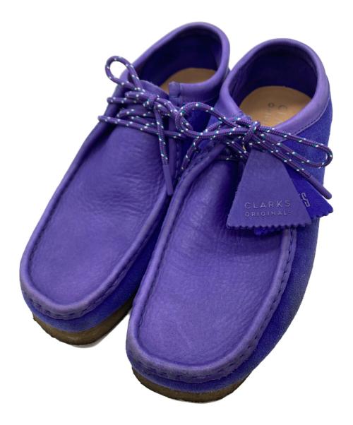 CLARKS（クラークス）CLARKS (クラークス) ワラビーシューズ パープル サイズ:25.5の古着・服飾アイテム