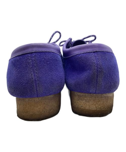 CLARKS（クラークス）CLARKS (クラークス) ワラビーシューズ パープル サイズ:25.5の古着・服飾アイテム