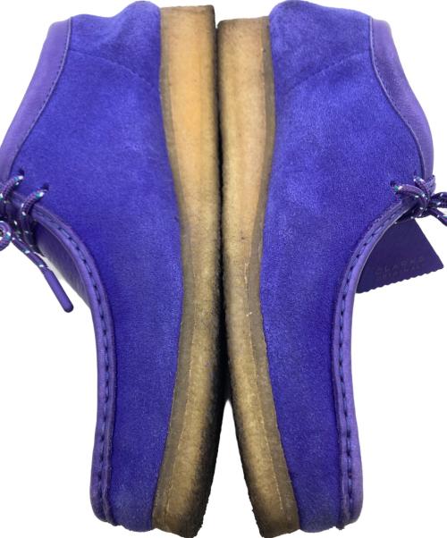 CLARKS（クラークス）CLARKS (クラークス) ワラビーシューズ パープル サイズ:25.5の古着・服飾アイテム