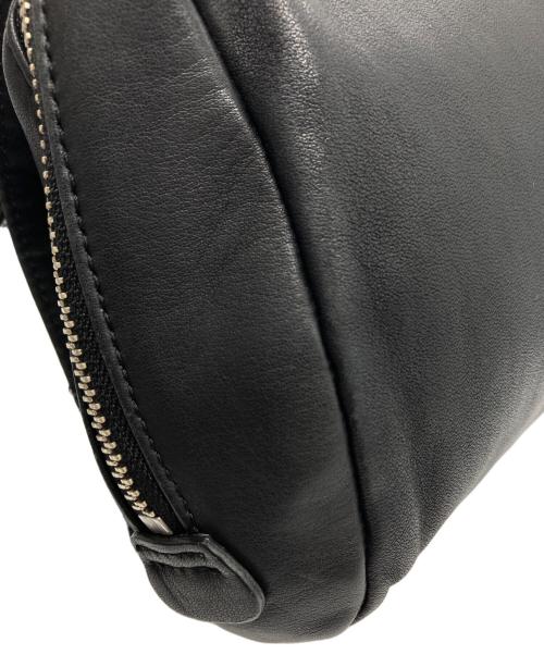 kawa-kawa（カワカワ）kawa-kawa (カワカワ) button ポシェット ブラックの古着・服飾アイテム