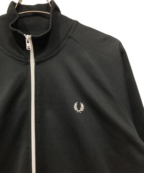 FRED PERRY（フレッドペリー）FRED PERRY (フレッドペリー) トラックジャケット ブラック サイズ:XLの古着・服飾アイテム