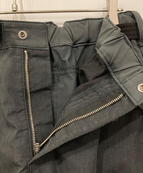 NANGA（ナンガ）NANGA (ナンガ) HAKU (ハク) 3D TAPERED パンツ グレー サイズ:Lの古着・服飾アイテム