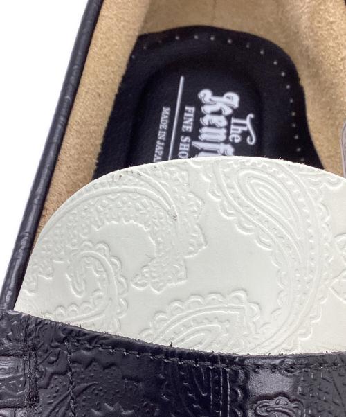 THE KENFORD（ケンフォード）The Kenford (ケンフォード) ペイズリーバイカラーローファー ブラック×ホワイト サイズ:25.5cmの古着・服飾アイテム