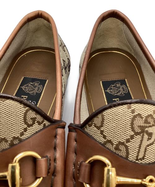 GUCCI（グッチ）GUCCI (グッチ) PALACE (パレス) Pチャーム ホースビットローファー ベージュ サイズ:9の古着・服飾アイテム