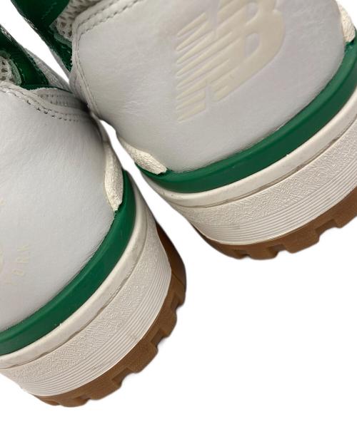 NEW BALANCE（ニューバランス）NEW BALANCE (ニューバランス) ローカットスニーカー ホワイト×グリーン サイズ:27.5cmの古着・服飾アイテム