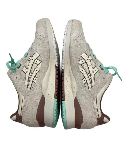 asics（アシックス）asics (アシックス) NICE KICKS ローカットスニーカー ホワイト サイズ:27.5cmの古着・服飾アイテム
