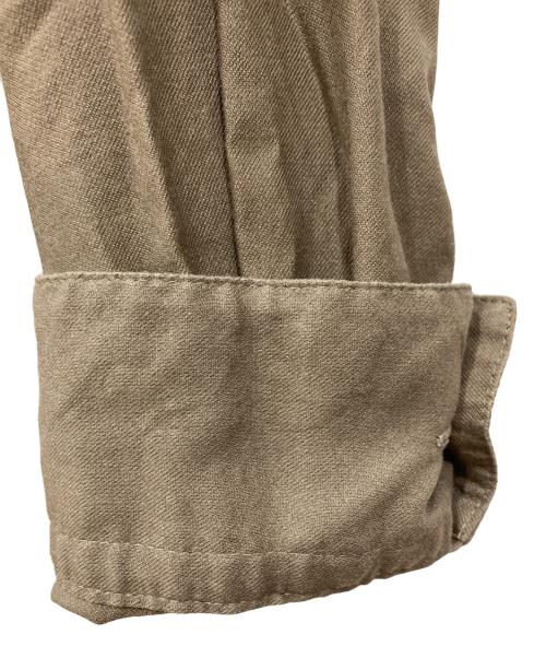 UNDERSON UNDERSON（アンダーソンアンダーソン）UNDERSON UNDERSON (アンダーソンアンダーソン) 和紙レーヨンサテンシャツ ベージュ サイズ:1の古着・服飾アイテム