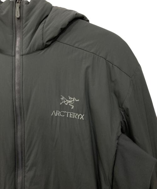 ARC'TERYX（アークテリクス）ARC'TERYX (アークテリクス) アトム LT フーディー グレー サイズ:Lの古着・服飾アイテム