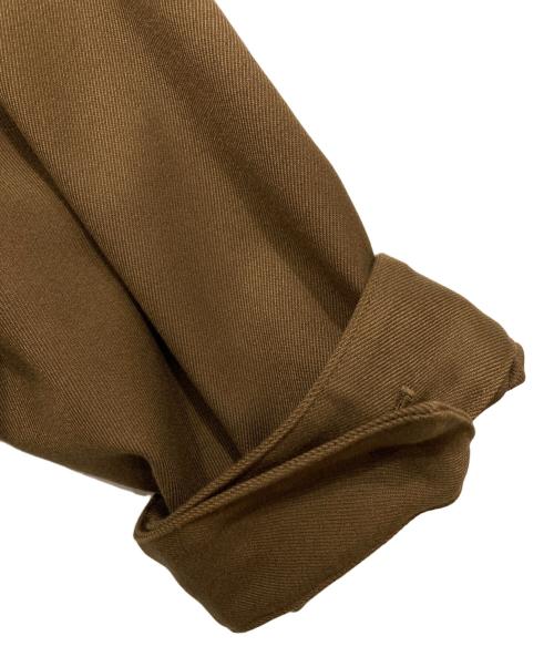 Casper John（キャスパージョン）Casper John (キャスパージョン) タブボタンショップコート ブラウン サイズ:Sの古着・服飾アイテム