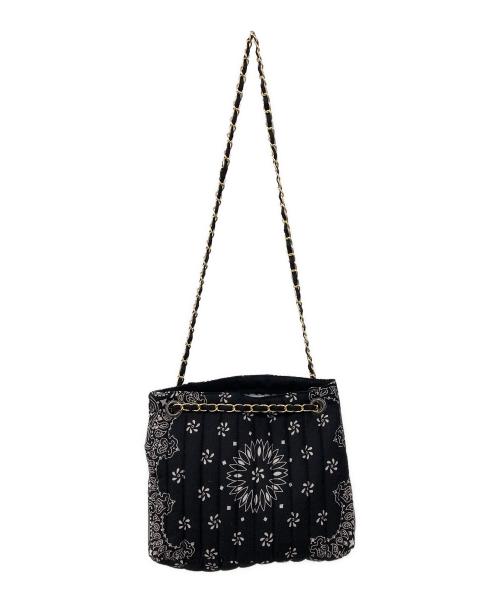 MALUS（マリュス）MALUS (マリュス) Bandana quilting shoulder bag / バンダナ キルティング ショルダーバッグ ブラックの古着・服飾アイテム