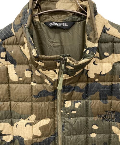 THE NORTH FACE（ザ ノース フェイス）THE NORTH FACE (ザ ノース フェイス) 中綿ベスト カーキ サイズ:Lの古着・服飾アイテム