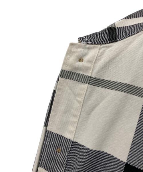 FRED PERRY（フレッドペリー）FRED PERRY (フレッドペリー) タータン ツイル オーバーシャツジャケット ブラック×ホワイト サイズ:Mの古着・服飾アイテム