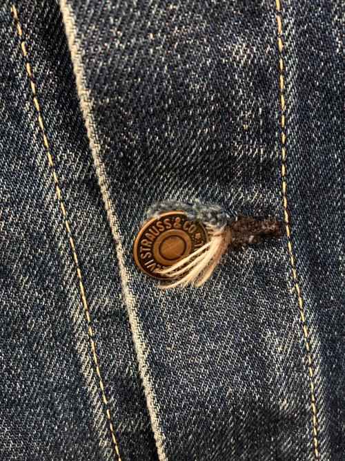 LEVI'S（リーバイス）LEVI'S (リーバイス) デニムジャケット インディゴ サイズ:42の古着・服飾アイテム