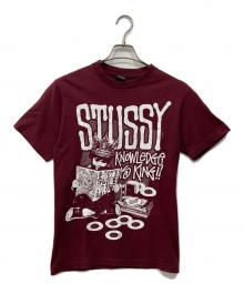 stussy（ステューシー）の古着「プリントTシャツ」｜ボルドー
