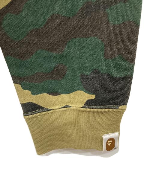 A BATHING APE（ア ベイシング エイプ）A BATHING APE (ア ベイシング エイプ) ダブルジップ シャーク パーカー カーキ サイズ:Lの古着・服飾アイテム