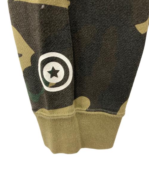 A BATHING APE（ア ベイシング エイプ）A BATHING APE (ア ベイシング エイプ) ダブルジップ シャーク パーカー カーキ サイズ:Lの古着・服飾アイテム