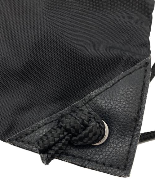 SUPREME（シュプリーム）Supreme (シュプリーム) ナップサック ブラックの古着・服飾アイテム