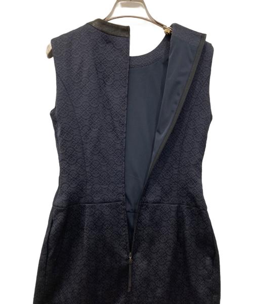 FOXEY NEWYORK（フォクシーニューヨーク）FOXEY NEWYORK (フォクシーニューヨーク) ジャガードワンピース ネイビー サイズ:38の古着・服飾アイテム