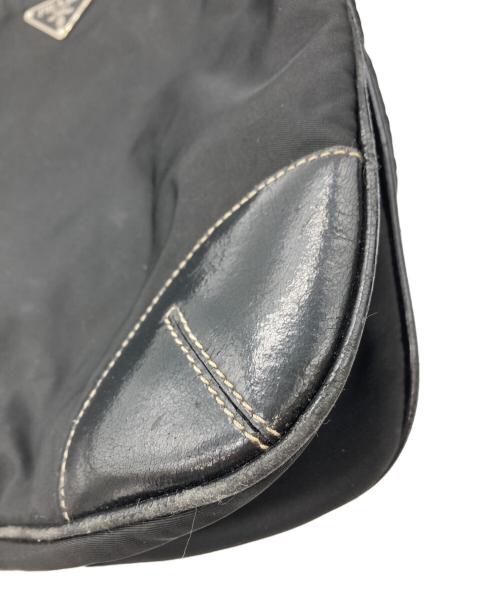 PRADA（プラダ）PRADA (プラダ) ナイロンショルダーバッグ ブラックの古着・服飾アイテム