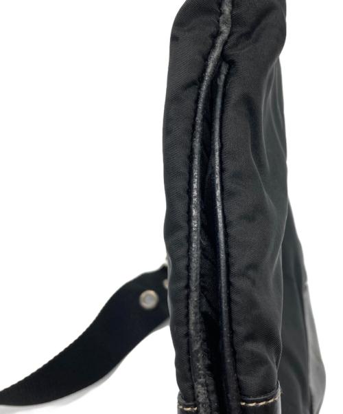 PRADA（プラダ）PRADA (プラダ) ナイロンショルダーバッグ ブラックの古着・服飾アイテム