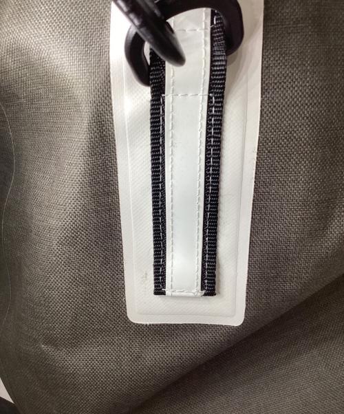 VICIOUSVENOM（ヴェシャスヴェノム）VICIOUSVENOM (ヴェシャスヴェノム) ショルダーバッグ ホワイト×カーキの古着・服飾アイテム