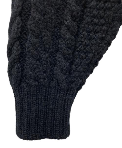 GUERNSEY WOOLLENS（ガンジーウーレンズ）GUERNSEY WOOLLENS (ガンジーウーレンズ) バイカラーケーブルニット アイボリー×ブラック サイズ:42の古着・服飾アイテム