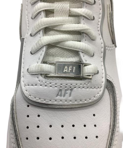 NIKE（ナイキ）NIKE (ナイキ) スニーカー ホワイト サイズ:24.5cmの古着・服飾アイテム