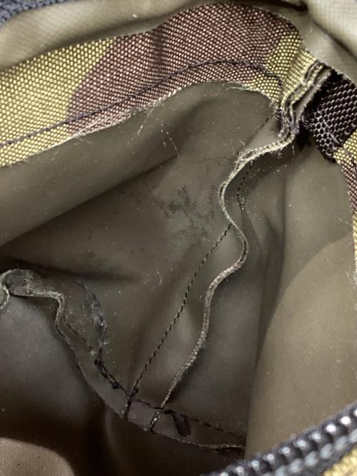 Herve Chapelier（エルベシャプリエ）Herve Chapelier (エルベシャプリエ) カモ柄ミニショルダーバッグ カーキの古着・服飾アイテム