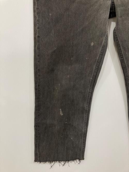 LEVI'S（リーバイス）LEVI'S (リーバイス) 後染めデニムパンツ グレー サイズ:SIZE 83.5cm (W33)の古着・服飾アイテム
