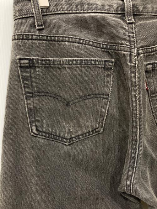 LEVI'S（リーバイス）LEVI'S (リーバイス) 後染めデニムパンツ グレー サイズ:SIZE 83.5cm (W33)の古着・服飾アイテム