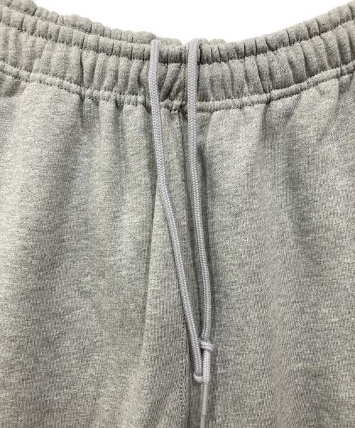 NIKE（ナイキ）NIKE (ナイキ) スウェットパンツ グレー サイズ:L 未使用品の古着・服飾アイテム
