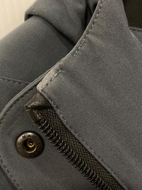 ILES JACOBSEN（イルセ ヤコブセン）ILES JACOBSEN (イルセ ヤコブセン) レインコート グレー サイズ:Mの古着・服飾アイテム