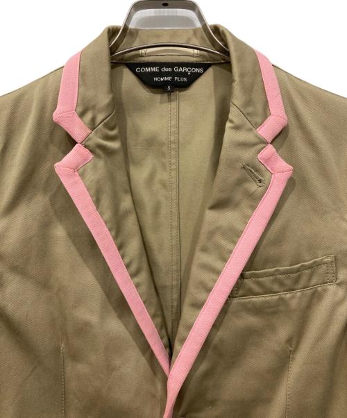 COMME des GARCONS HOMME PLUS（コムデギャルソンオムプリュス）COMME des GARCONS HOMME PLUS (コムデギャルソンオムプリュス) テーラードジャケット ベージュ サイズ:Sの古着・服飾アイテム
